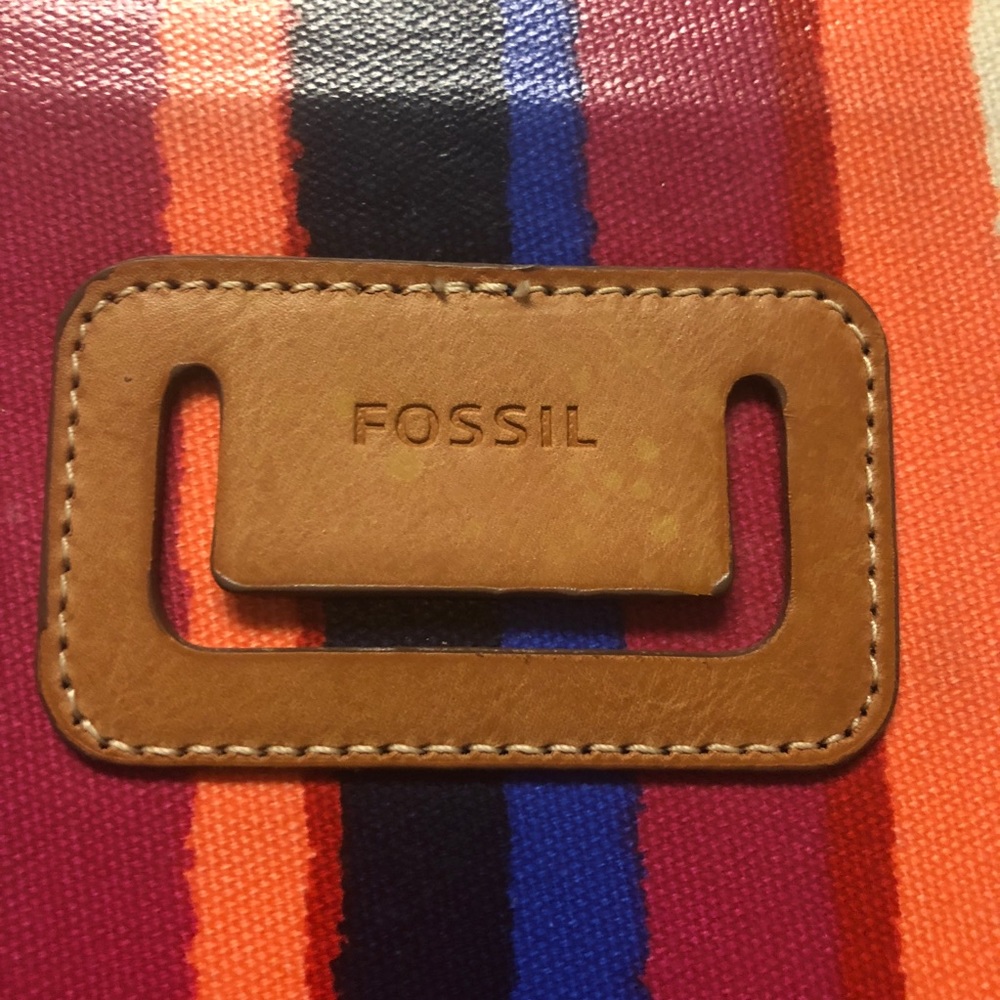 Fossil IPad Cover for 2,3 or 4 - Picture 3 of 4
